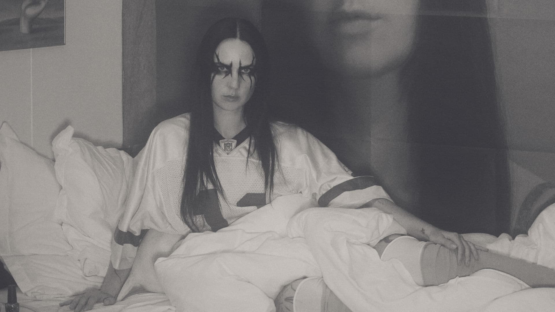 Promotional graphic for MØ