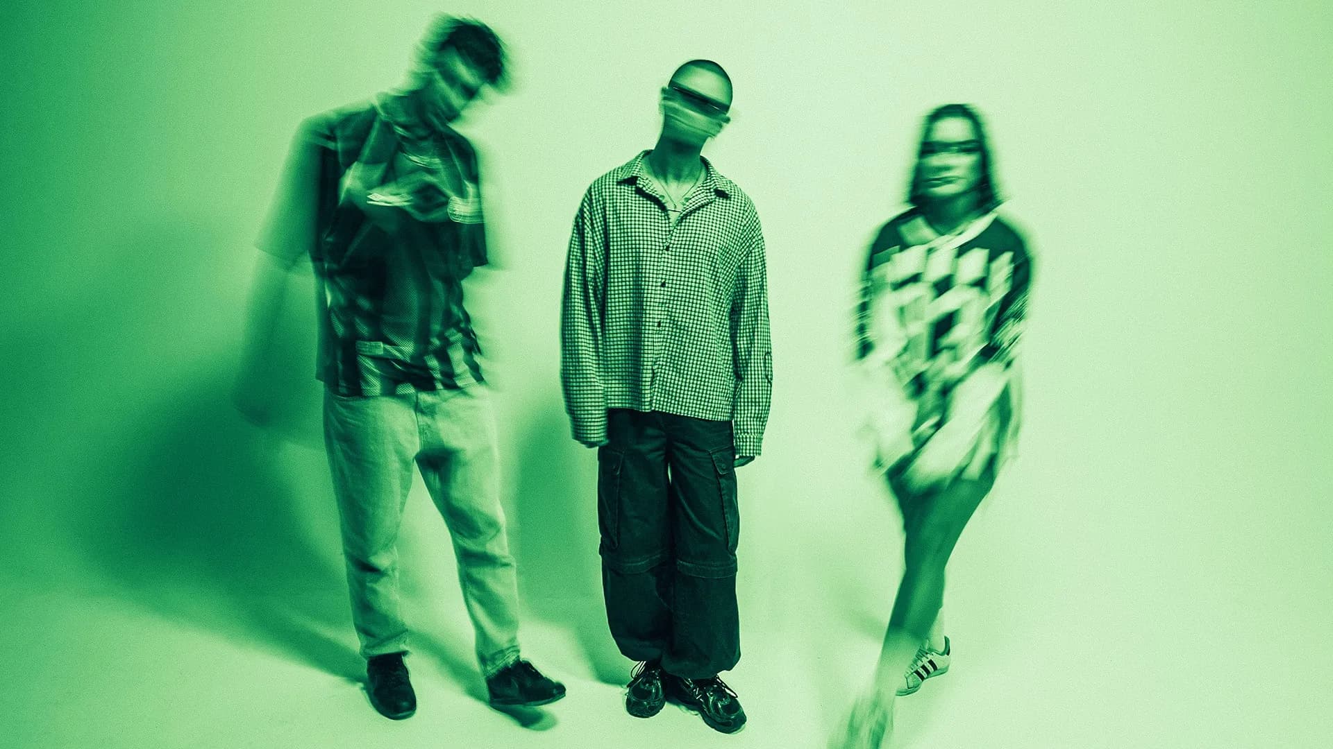 Promotional graphic for SNAYX