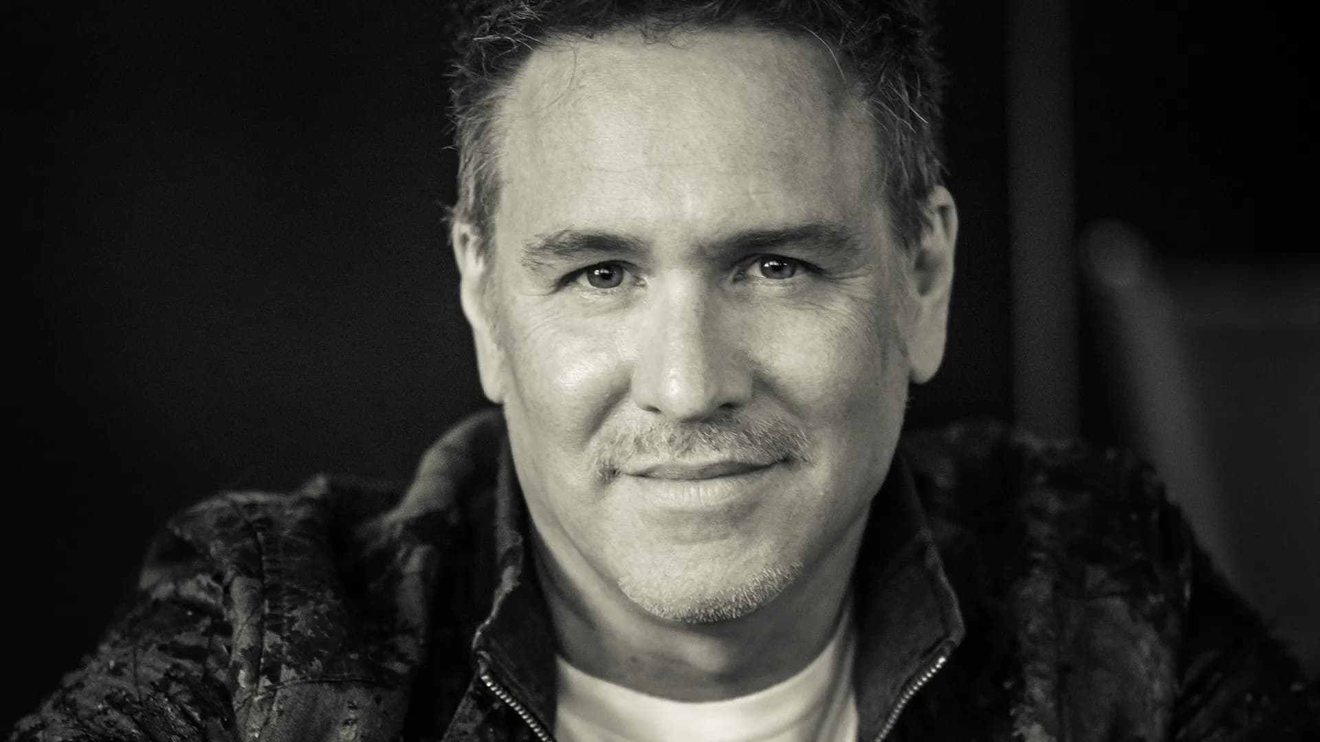 Promotional graphic for Stephen Lynch 