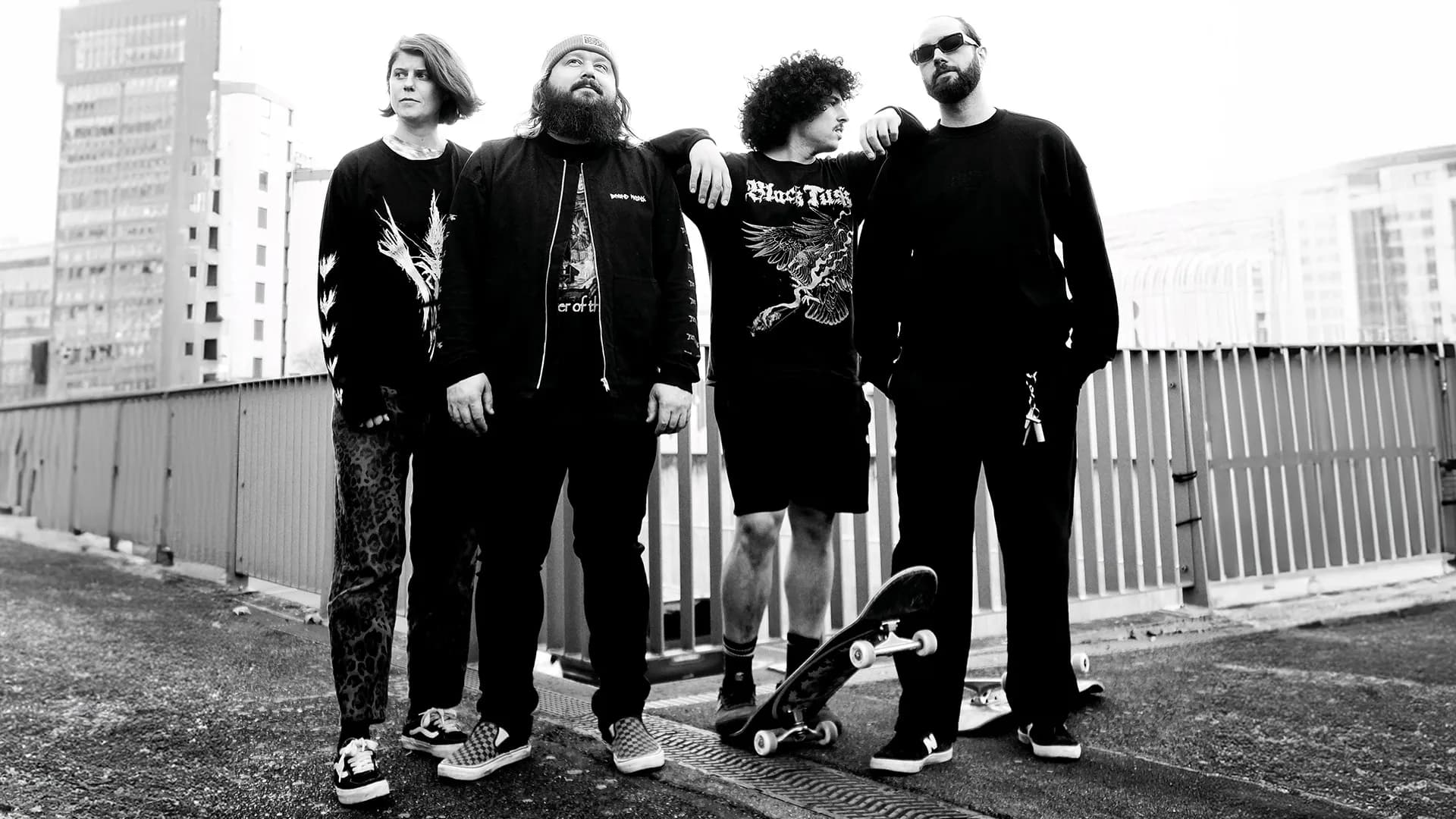 Promotional graphic for Slomosa