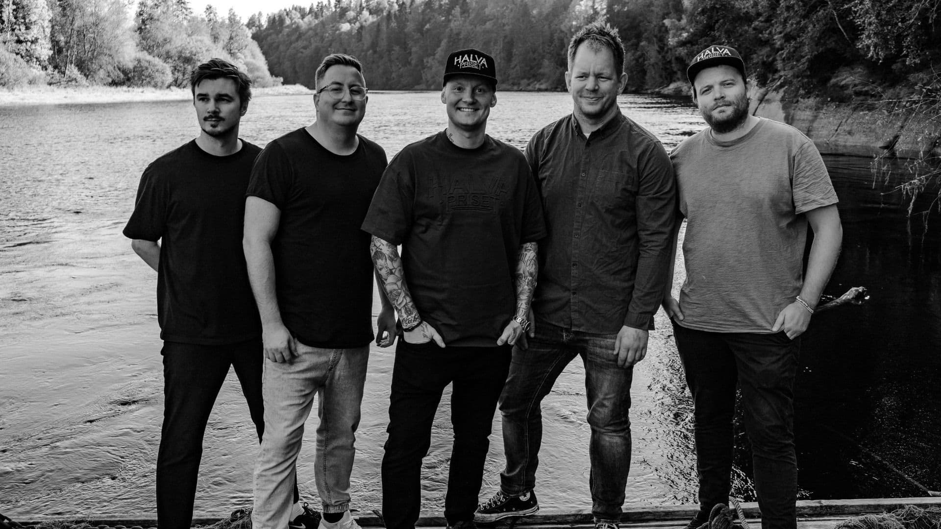 Promotional graphic for Halva Priset